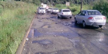 Carro caiu em buraco em via pública? Prefeitura, Estado e União são obrigados a ressarcir prejuízos