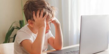 Ultraprocessados podem prejudicar a visão de crianças, alerta especialista