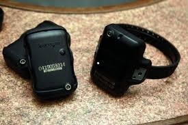 Justiça determina tornozeleira eletrônica para idoso sem pernas em Santa Catarina