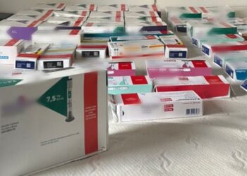 Depósito clandestino de canetas emagrecedoras é descoberto no Km 20 da Raposo Tavares