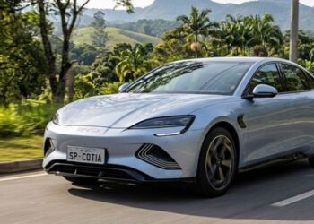 bombeiros-divulgam-regras-de-seguranca-para-recarga-de-carros-eletricos