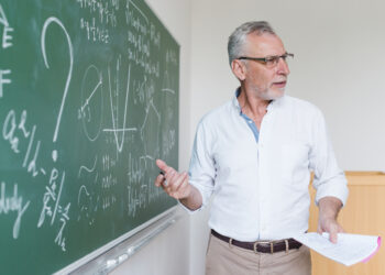 Mandato de vereador e magistério federal em regime de dedicação exclusiva