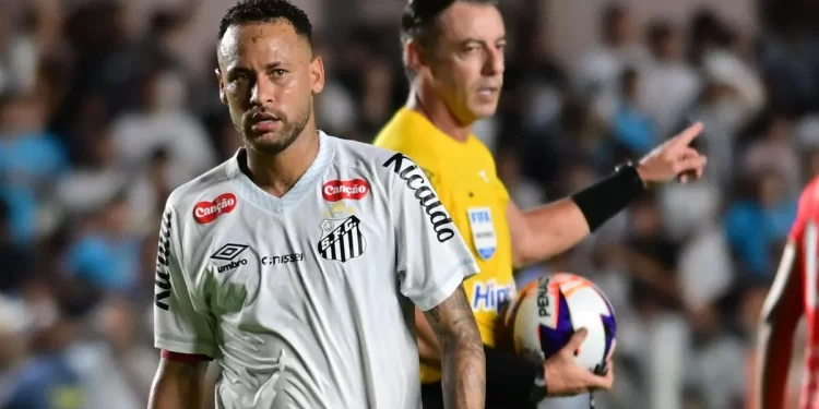 Jornal espanhol critica fase de Neymar após nova ausência no Santos e vê Copa mais distante