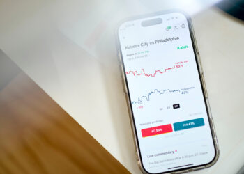 Polymarket e Kalshi apertam regras contra uso de insider trading em apostas