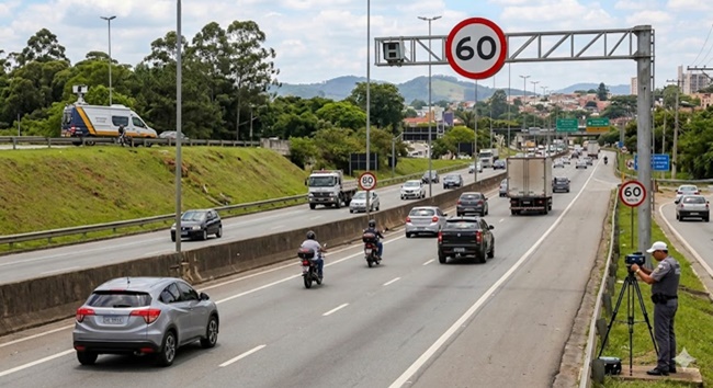 Mais um radar é instalado em rodovia de Itapevi