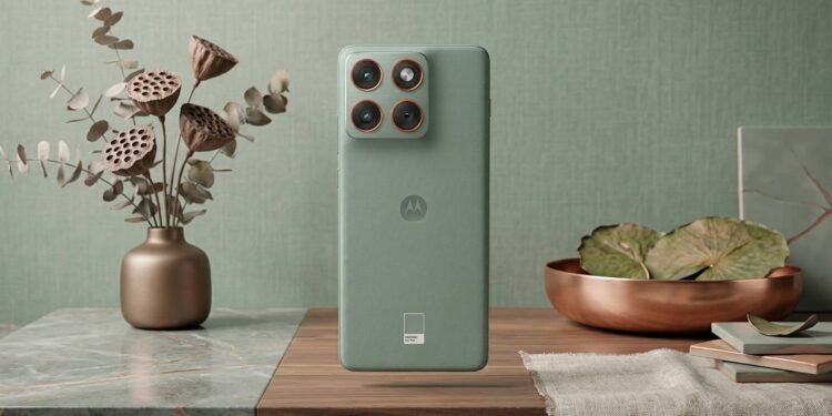 Motorola prepara o lançamento de três novos celulares inéditos para a linha Edge 70
