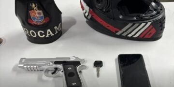 Rocam da PM prende ladrão de moto no Centro de Cotia