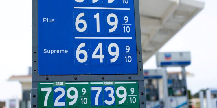 Inflação dos EUA deve disparar após guerra com Irã; veja o que esperar dos dados