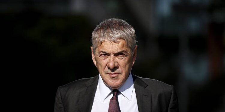 A ascensão de Sócrates: talento, democracia e transparência