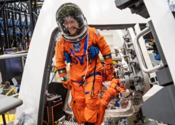 Astronauta da Artemis 2 publica texto em homenagem a Terra