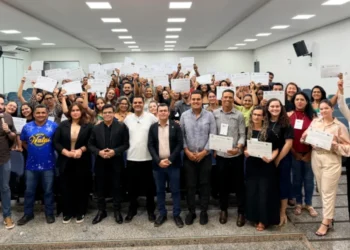 Escola do Legislativo forma mais uma turma do Curso Avançado de Oratória em Cacoal