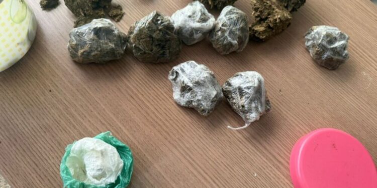 Jaru: Polícia Militar Apreende Cerca de Meio Quilo de Drogas e Prende Suspeito no Setor Cidade Alta