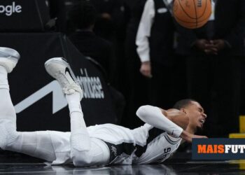 NBA: Celtics e Spurs surpreendidos, Wembanyama sofre lesão arrepiante