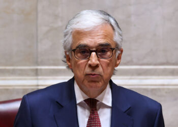 Aguiar-Branco alerta para “discurso fácil contra a política” e defende mais responsabilidade dos políticos